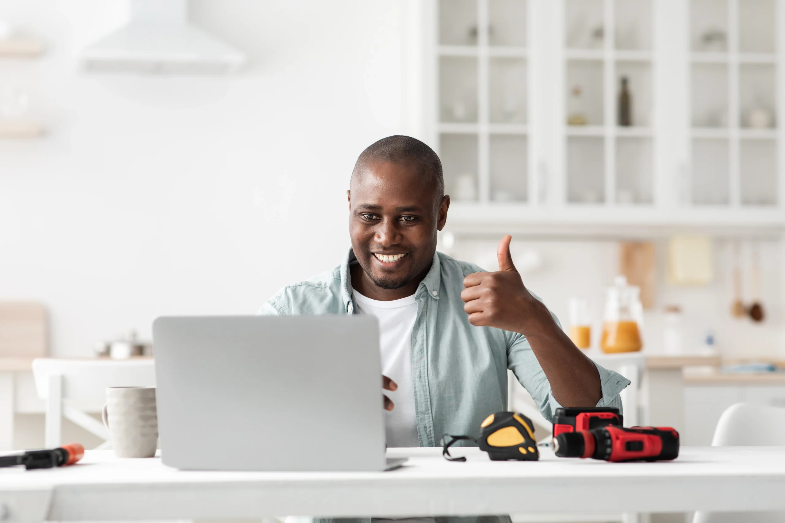 satisfied business customer
